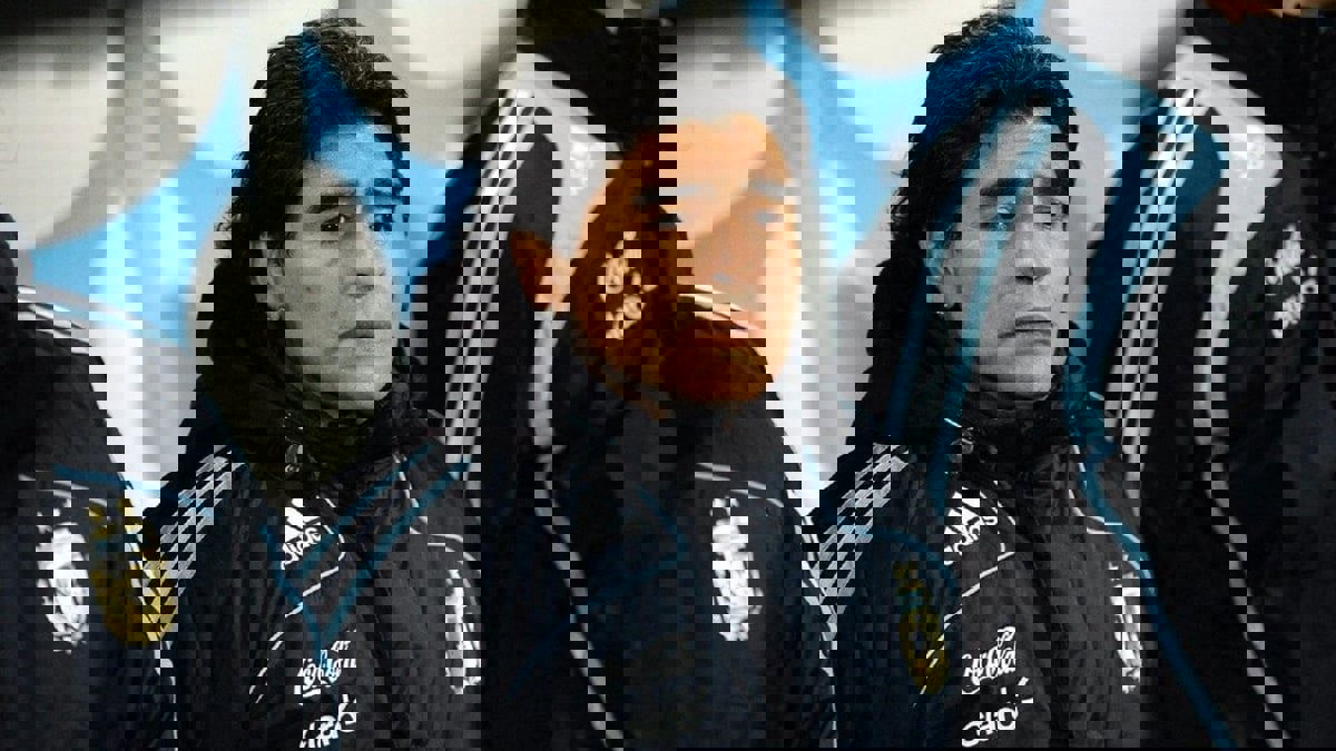 لاتسيو يطلب من أمازون برايم حذف مشهد يصفه بالفاشي من مسلسل مارادونا