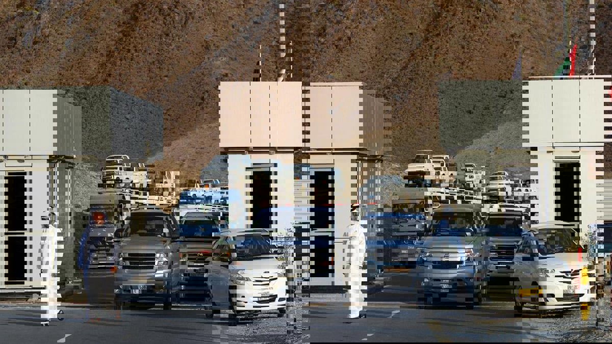 الإمارات تعلن تحديث بروتوكول الدخول عبر المنافذ البرية