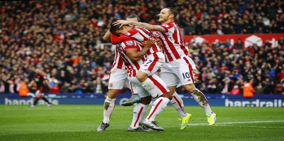 ستوك سيتي يعمق جراح مانشستر يونايتد وفان جال في مهب الريح (فيديو)