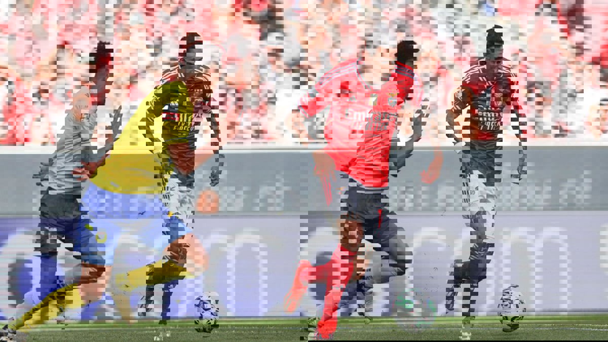 ناد تركي ينافس الهلال على نجم منتخب الأرجنتين