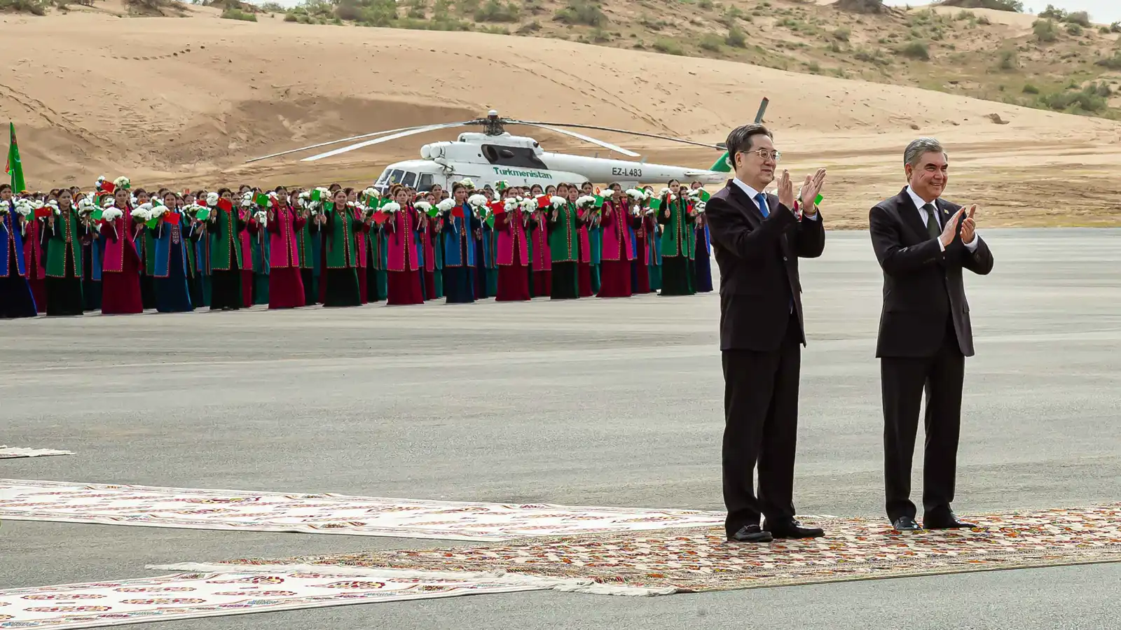 "حامي الأبطال" يدشن مشروع توسعة ثاني أكبر حقل غاز في العالم
