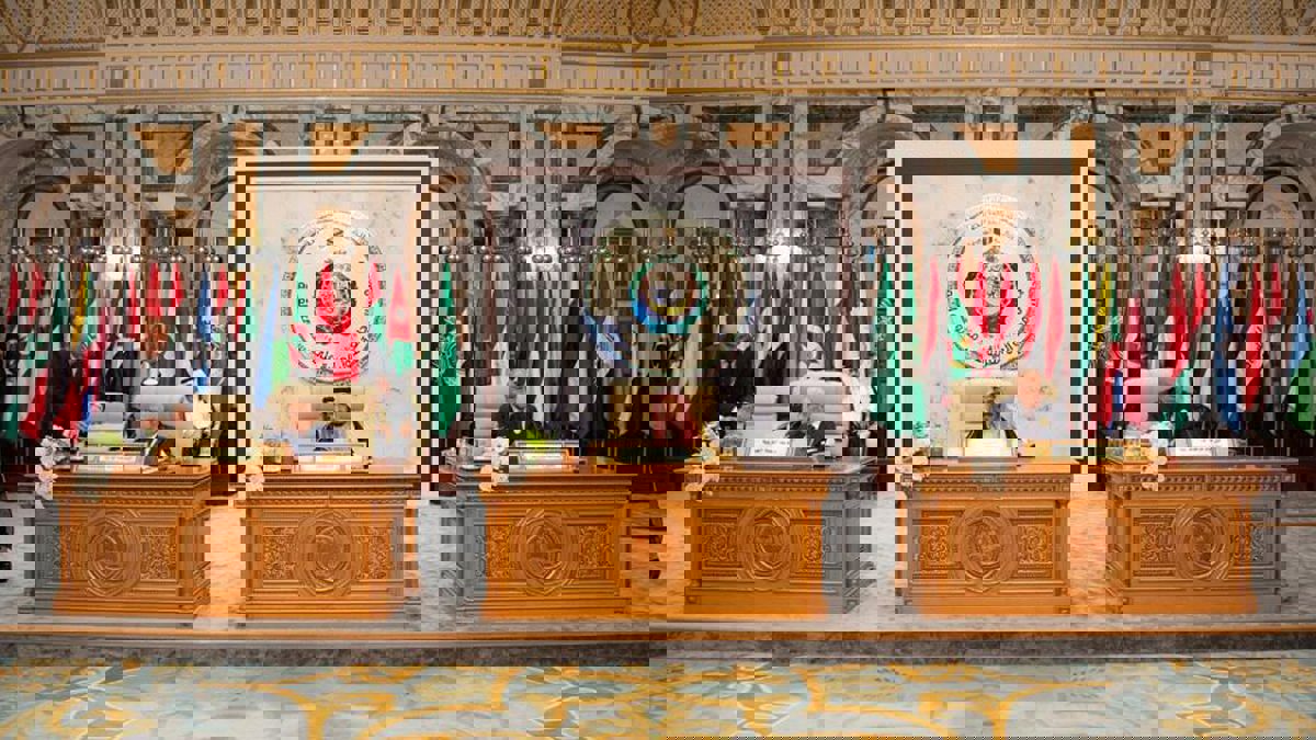 القمة العربية بمكة: سلوك إيران يمثل تهديدًا خطيرًا لأمن المنطقة