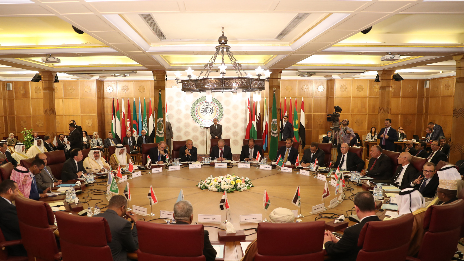 تبحث خطة إعمار غزة.. الغائبون والحاضرون في قمة القاهرة الطارئة