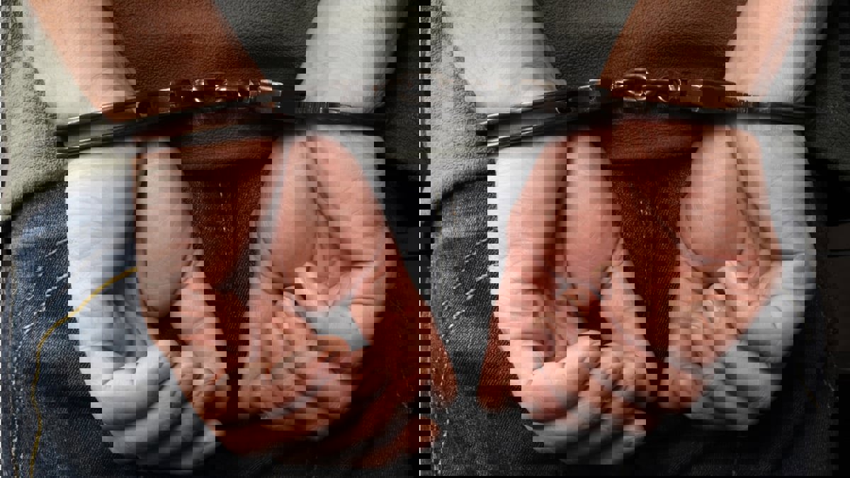 شرطة دبي تقبض على "الخفاش" أحد أهم مروجي المخدرات