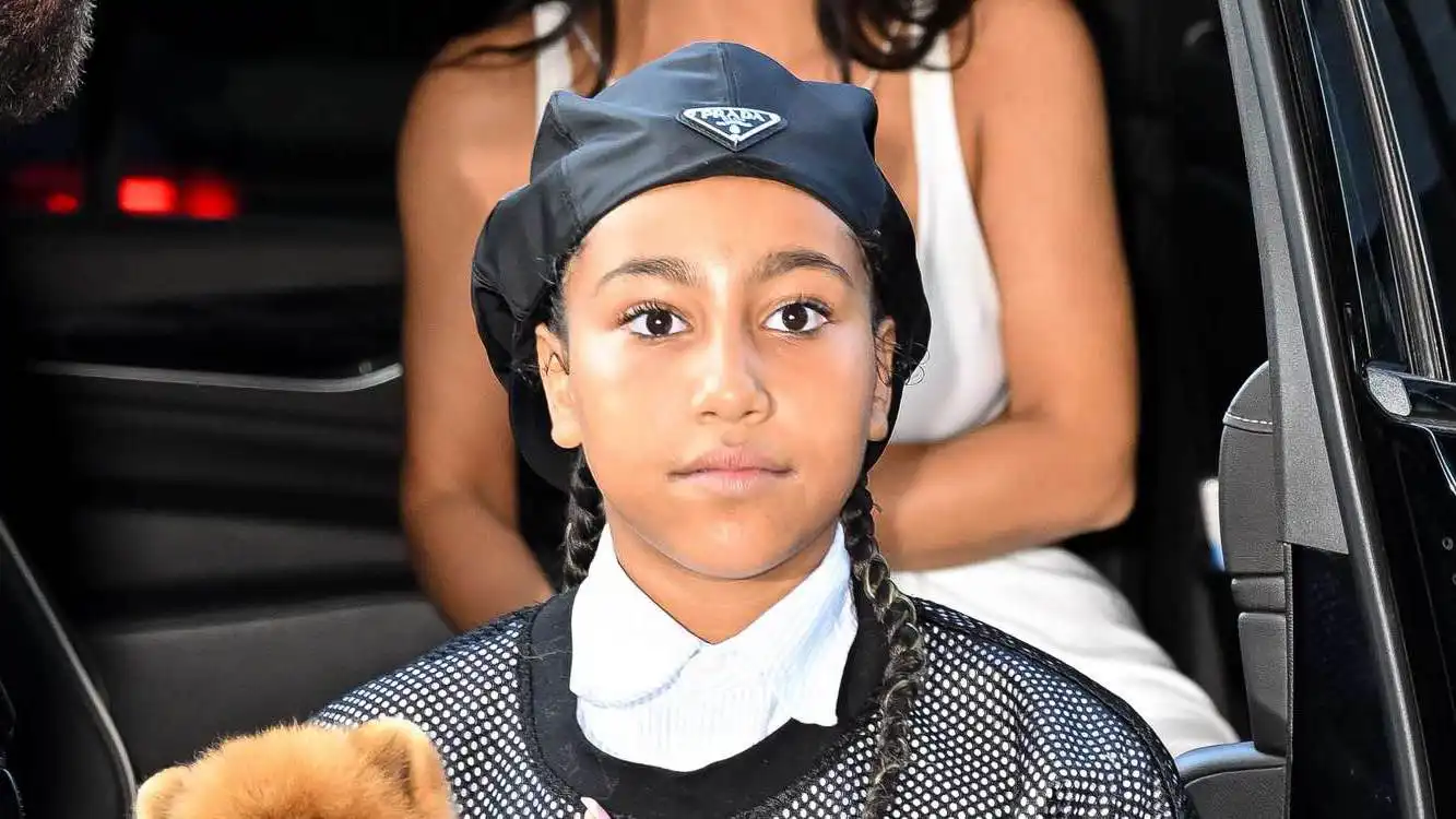 اختفاء صفحة ابنة كيم كارداشيان بعد موجة انتقادات واسعة