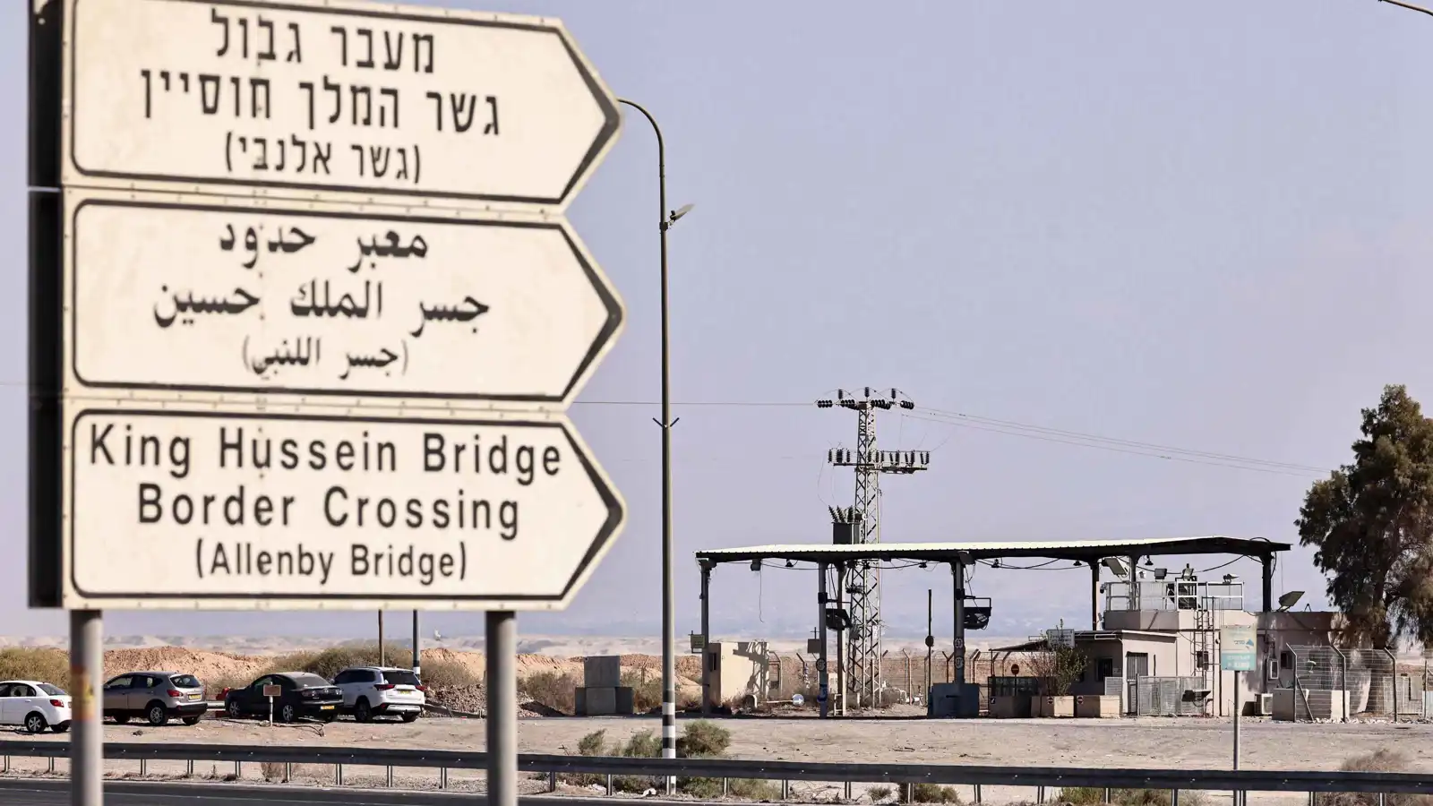 إسرائيل تمنع وفدا برلمانيا كنديا من دخول الضفة الغربية