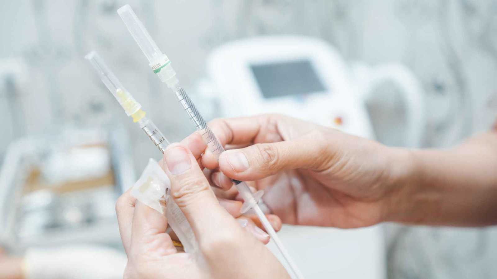 الكورتيزون لحل مشكلة النحافة في مصر.. مخاطره تتجاوز امتلاء الوجه