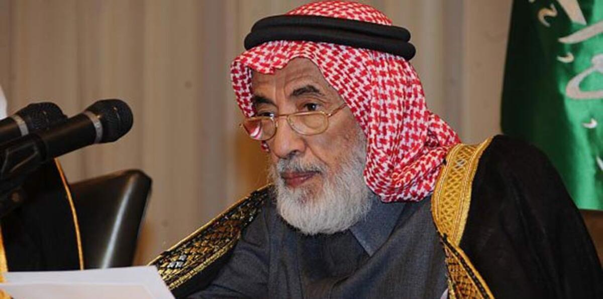 السعوديون ينعون أشهر مؤرخ معاصر لشبه الجزيرة العربية