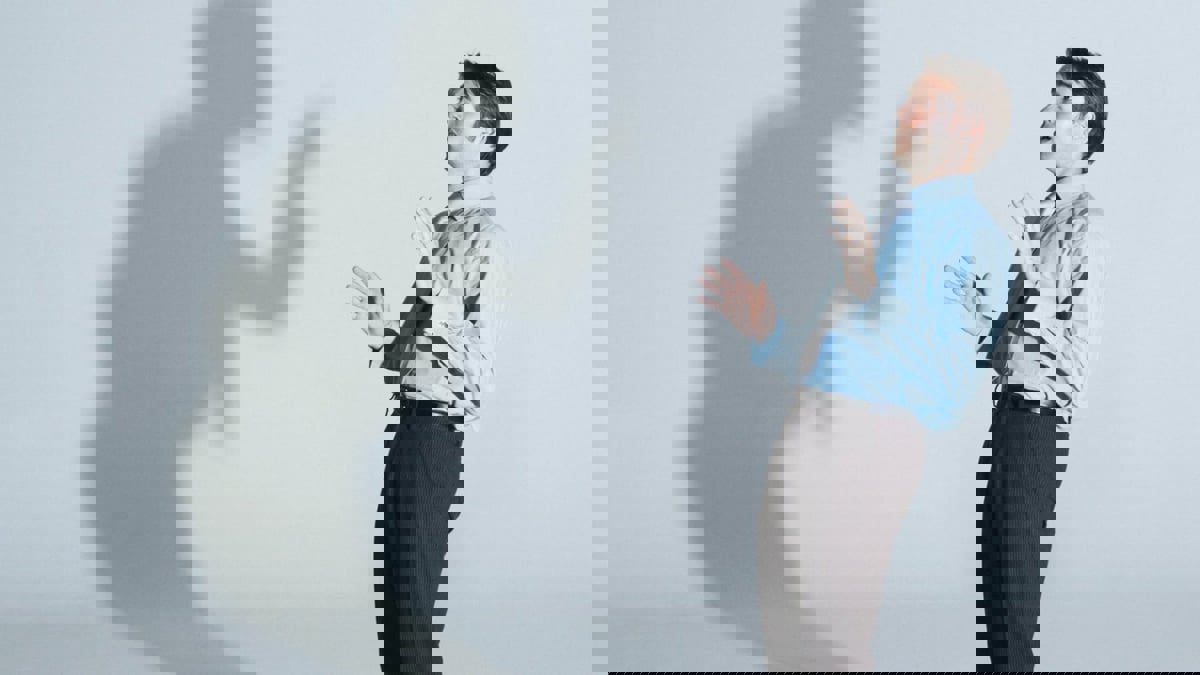 منها النوم.. 3 خطوات للتغلب على شعور "انتقاد الذات"