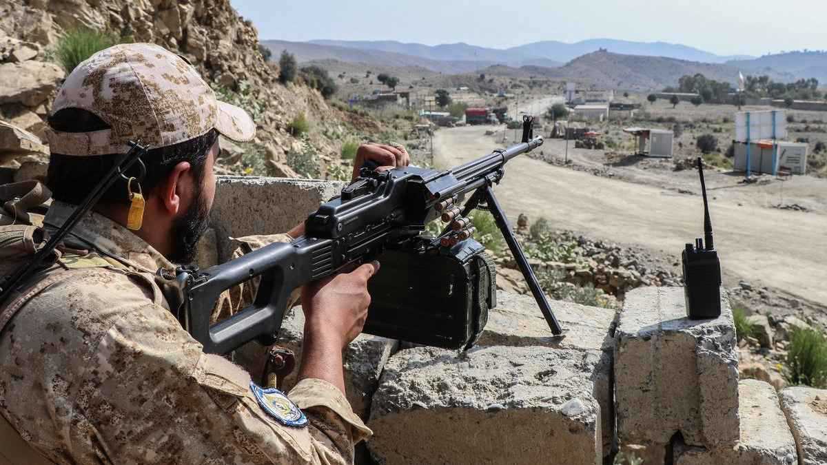 تجدد الاشتباكات بين طالبان وقوات باكستان على الحدود في قندهار