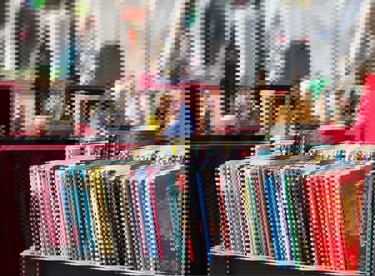 حضور نسائي لافت في معرض "الكتاب المغاربي" بباريس