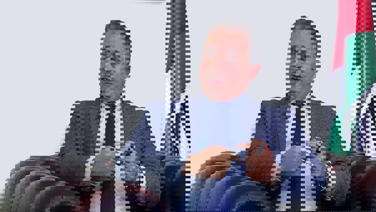 "نجم" السوشال ميديا و"مناكف" الحكومات.. أردنيون لوزير العمل الجديد: اثبت على مواقفك