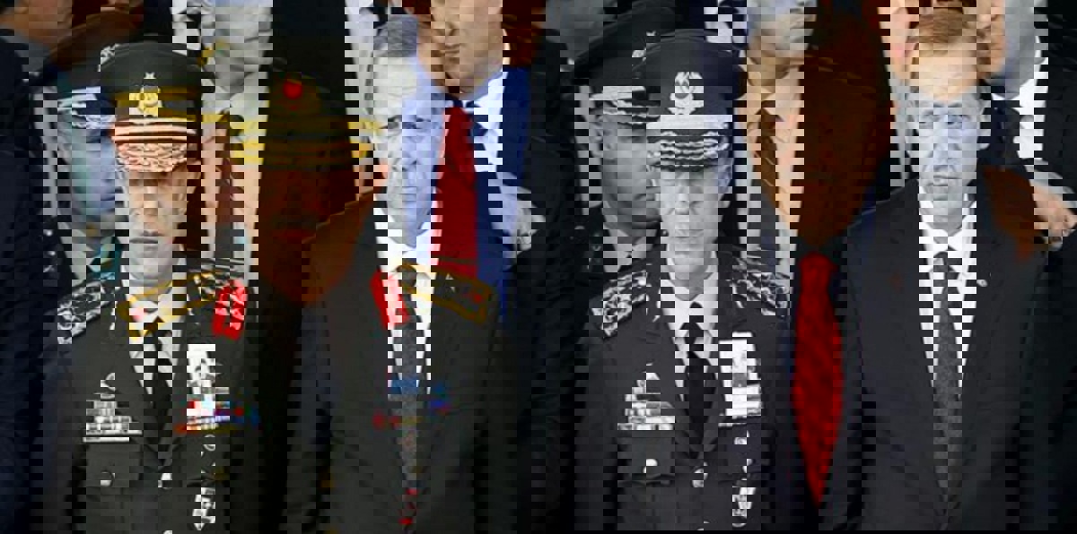 أنقرة تُبقي على رئيس الأركان خلوصي أكار في منصبه