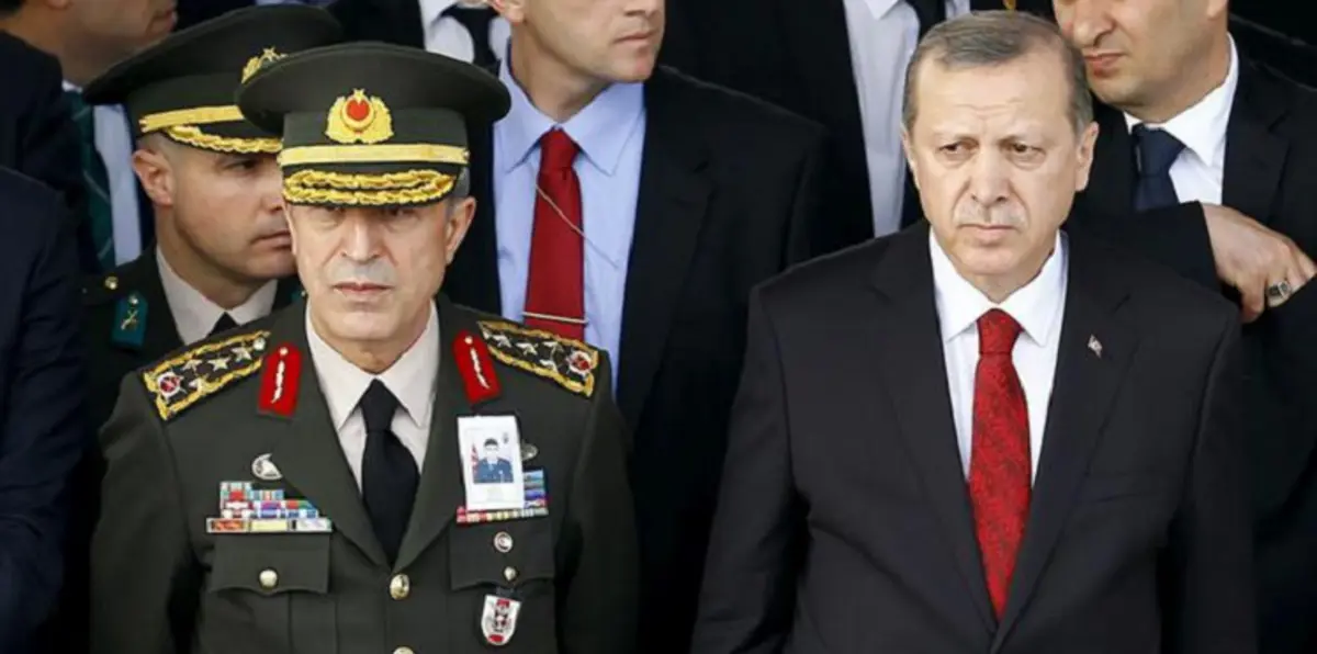 أنقرة تُبقي على رئيس الأركان خلوصي أكار في منصبه