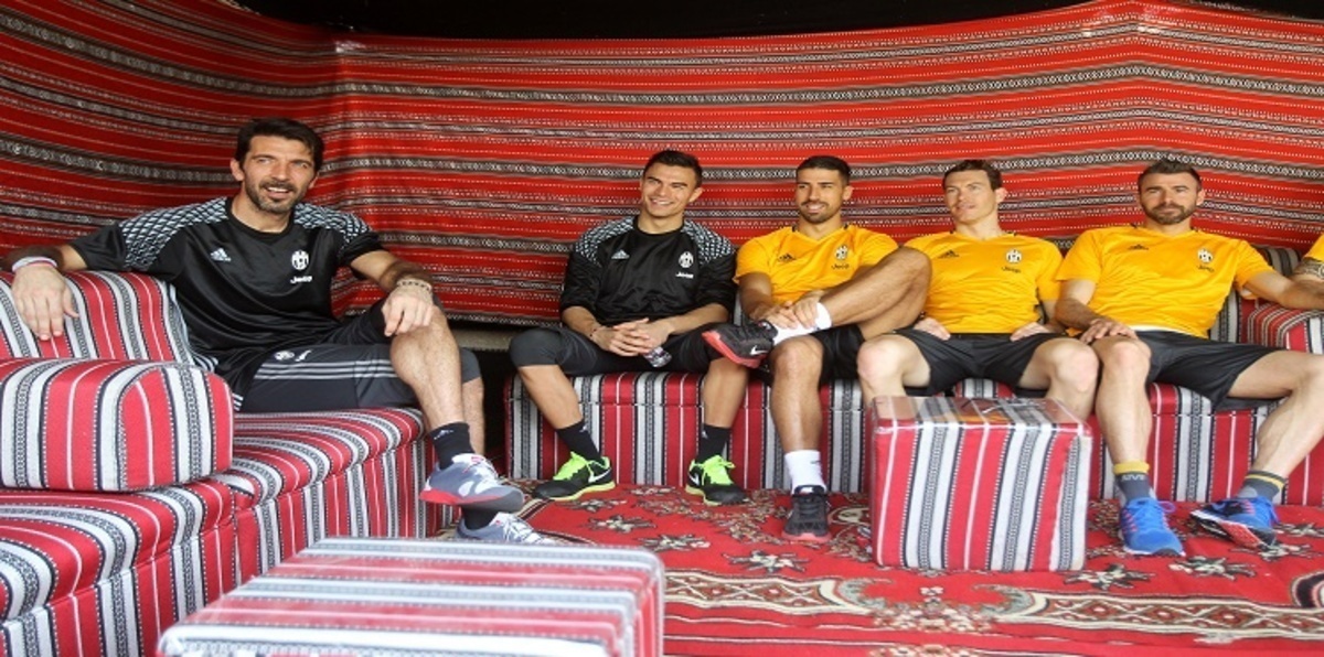 بوفون يتوقع كأس عالم مميزة في قطر