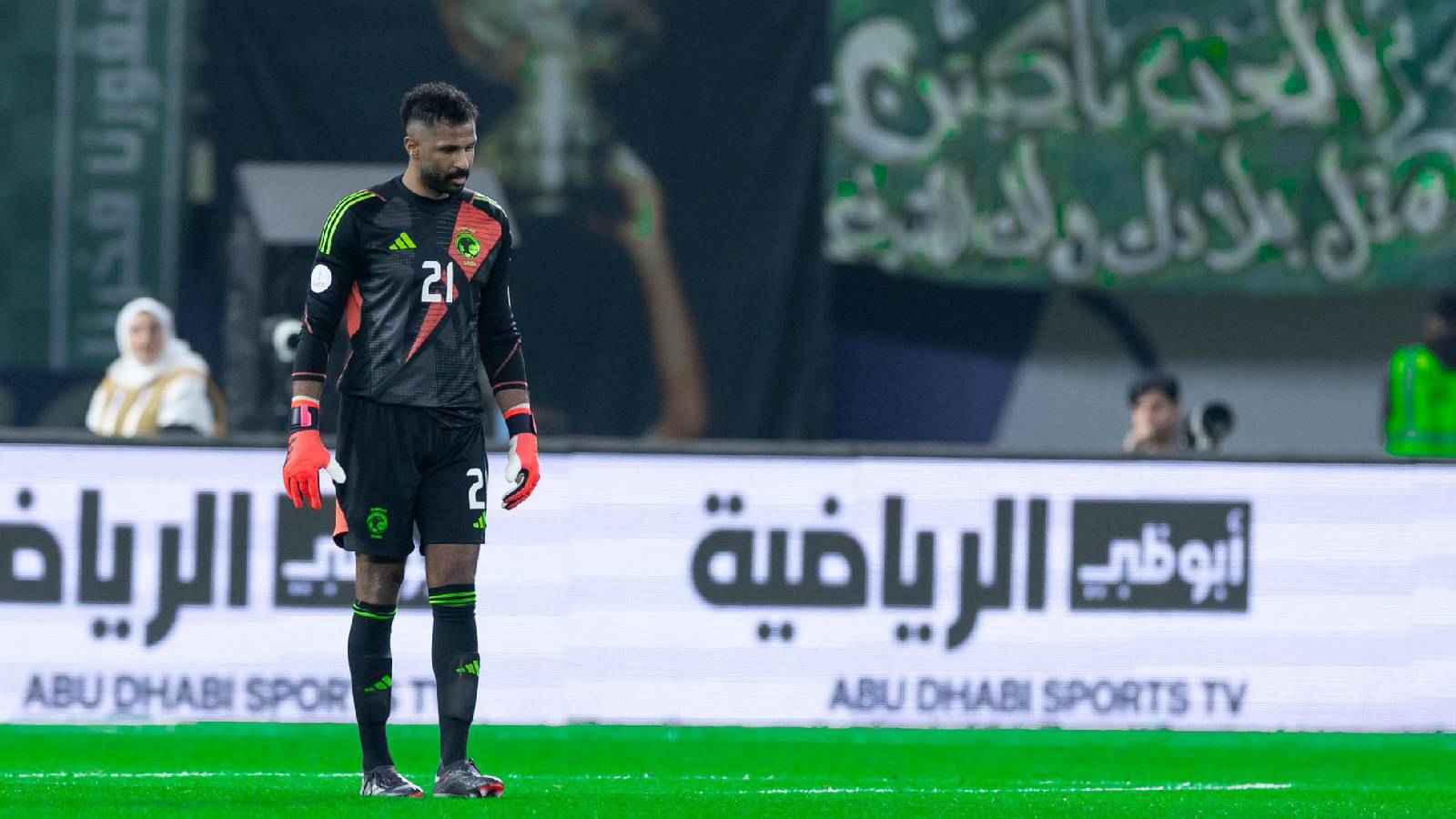 "قص اللسان".. احتفالية جنونية من محمد العويس بعد الفوز على العراق (فيديو)