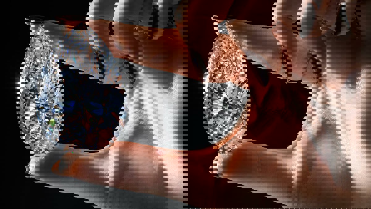 بيع أكبر ماسة بيضاء عرفتها المزادات مقابل 18,8 مليون دولار