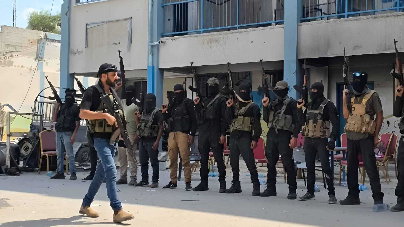 بإشراف إسرائيلي.. واشنطن تبدأ تجهيز ميليشيات غزة لاستبدال حماس‎