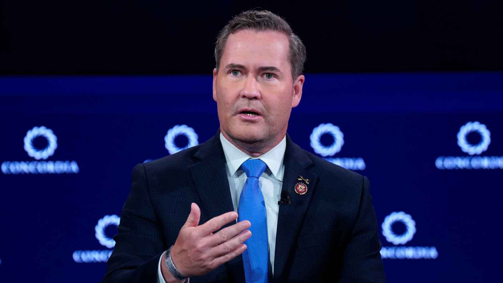 "طفح الكيل".. واشنطن توجه رسالة لإيران بعد ضرب الحوثيين