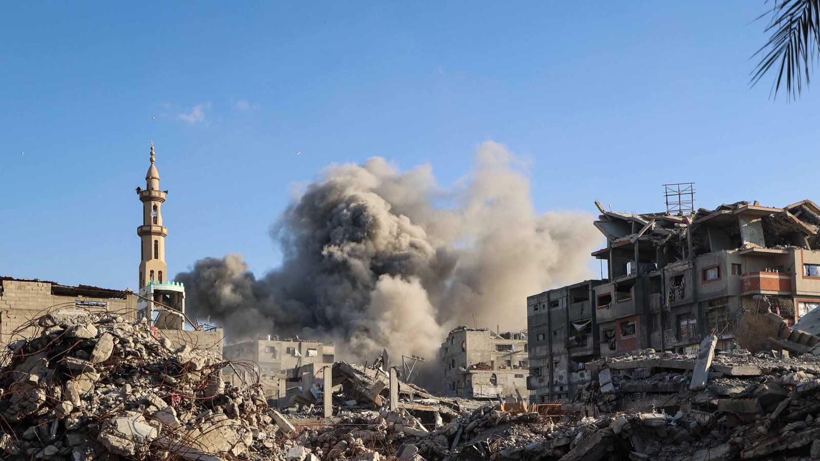 بعد سلسلة غارات.. إسرائيل تعلن العودة لتطبيق اتفاق وقف إطلاق النار في غزة