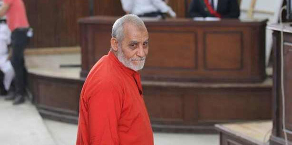 تأجيل محاكمة بديع بـ"أحداث الإسماعيلية" للشهر المقبل