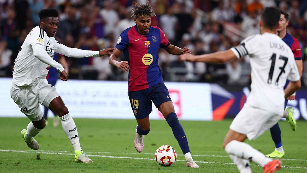 لامين يامال يخفي شعار ريال مدريد لالتقاط صورة (فيديو)