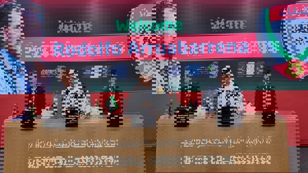 رسميا.. رودولفو أروابارينا مدربا للمنتخب الإماراتي حتى نهاية كأس آسيا 2023