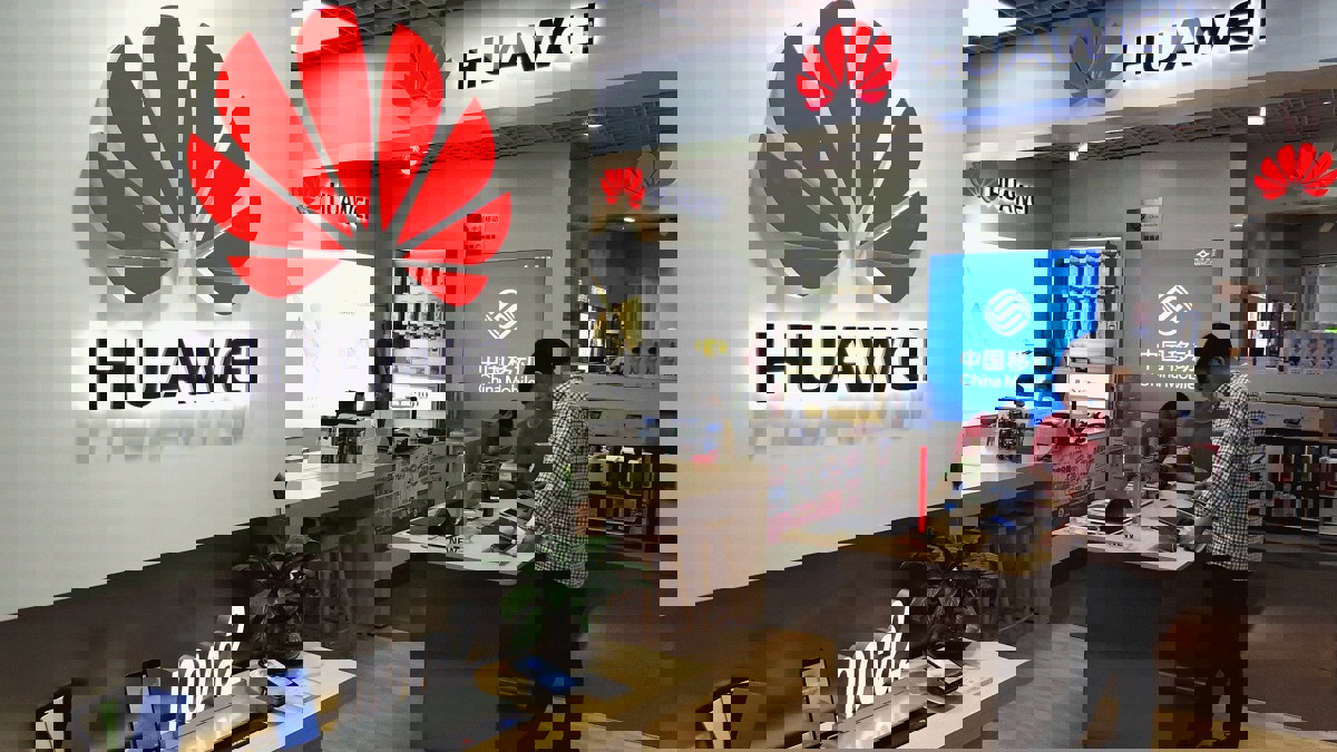 بولندا تلقي القبض على موظف في هواوي الصينية ومواطن بتهمة التجسس