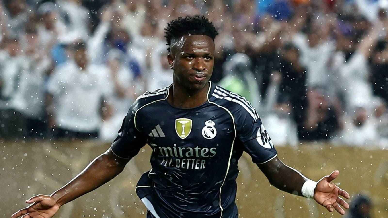 فكرة مثالية.. هل يطرد ريال مدريد فينيسيوس من أجل إيزاك؟