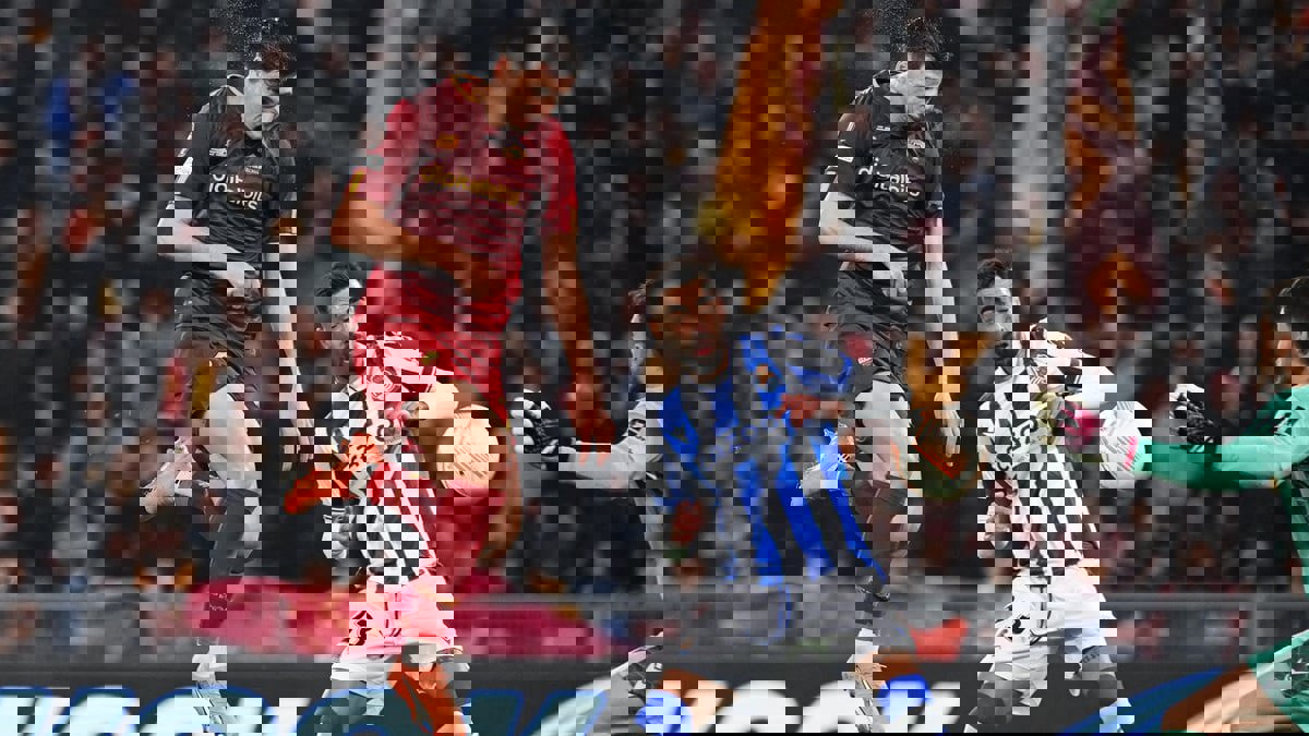 ترتيب الدوري الإيطالي: ساسولو يهزم روما ويحرمه من المركز الثالث (فيديو)