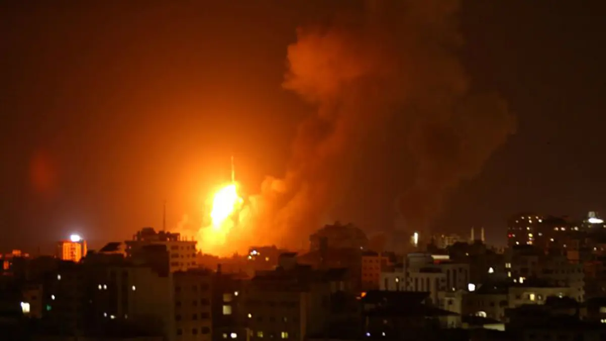الطيران الإسرائيلي يقصف أهدافًا لحركة حماس في غزة