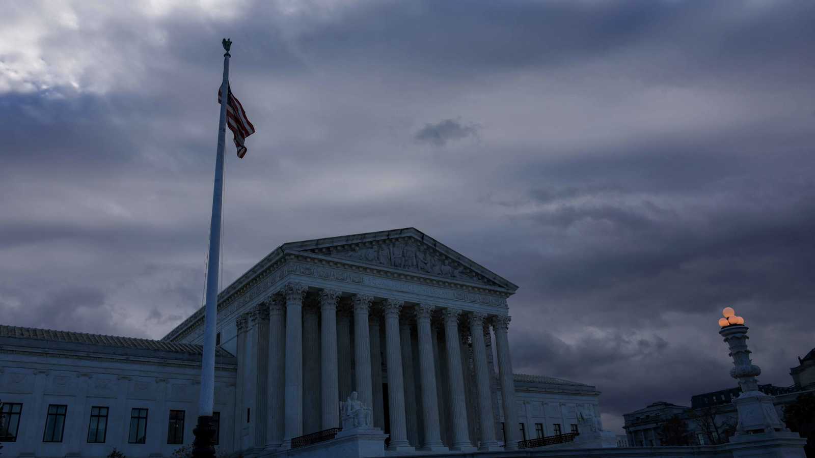 تخفيض الغرامة على "إن سي أو" الإسرائيلية المدانة باختراق هواتف