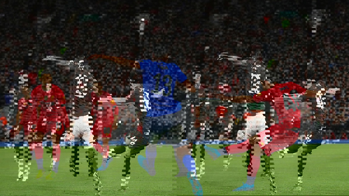 هدف مباراة ليفربول ضد إيفرتون.. كورتيس جونس يتقدم للريدز بطريقة رائعة (فيديو)