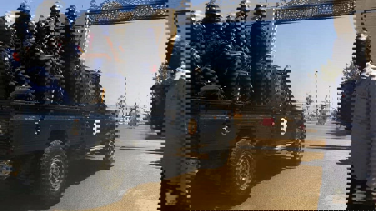 ماذا يعني قرار الجيش السوداني نشر قوات الشرطة في الخرطوم؟
