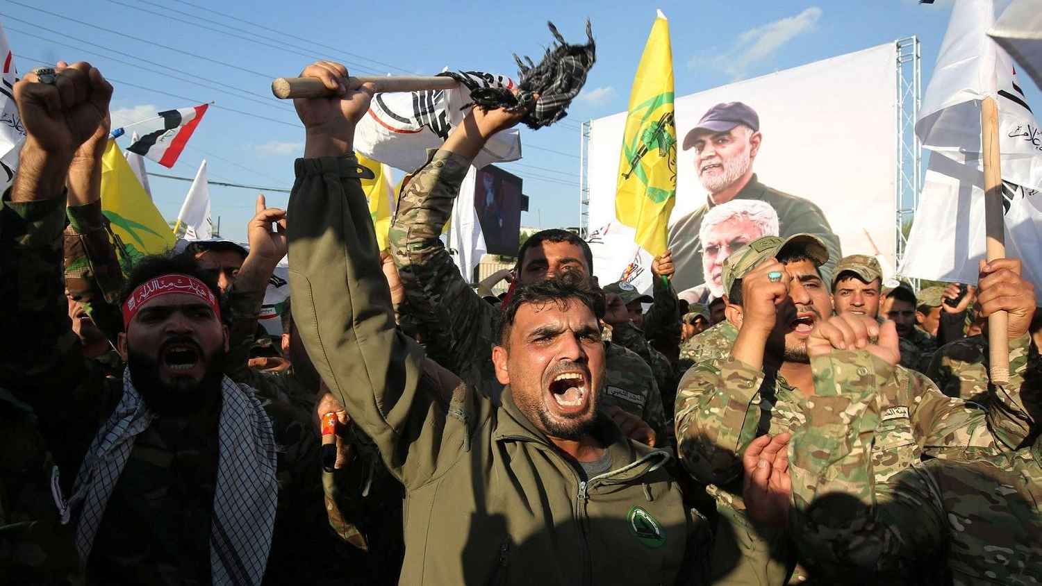 التايمز: "الحرس الثوري" نقل صواريخ بعيدة المدى للميليشيات العراقية