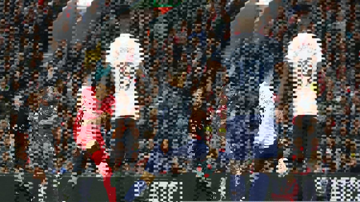 ترتيب الدوري الإنجليزي: توتنهام يفرض التعادل على ليفربول.. وخسارة مهينة لمانشستر يونايتد أمام برايتون