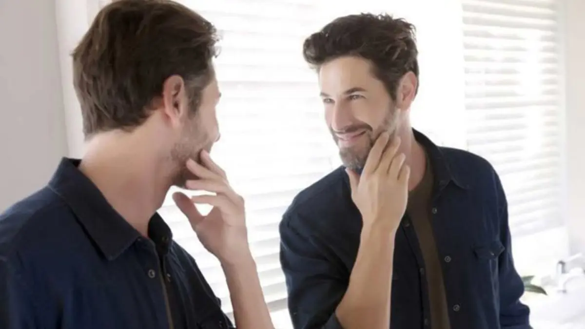 دراسة تكشف عن علاقة تربط بين عدم اليقين الاجتماعي والنرجسية والعدوانية