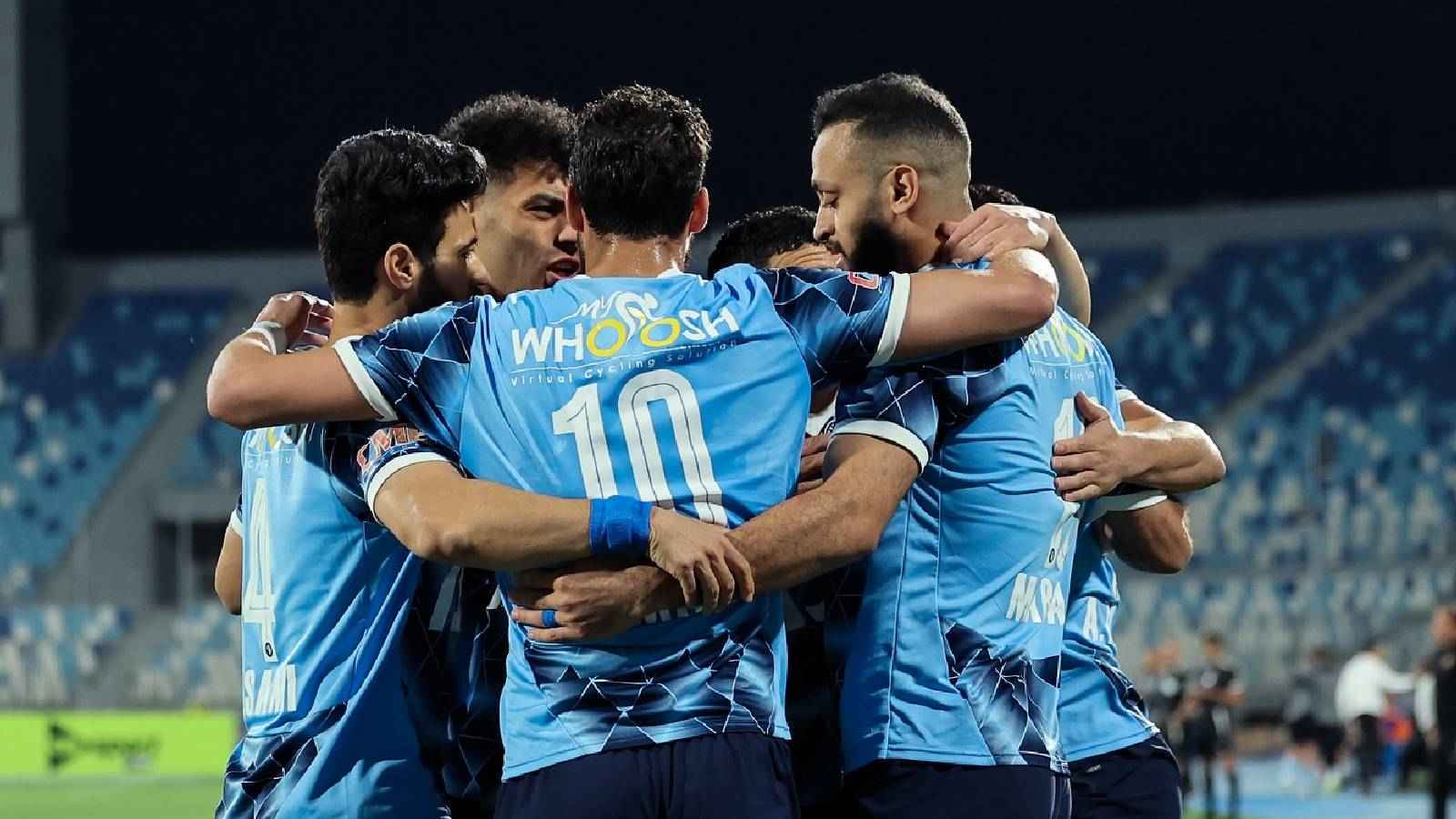 احتفال المركز الثاني.. أسطورة الأهلي يصدم بيراميدز (فيديو)