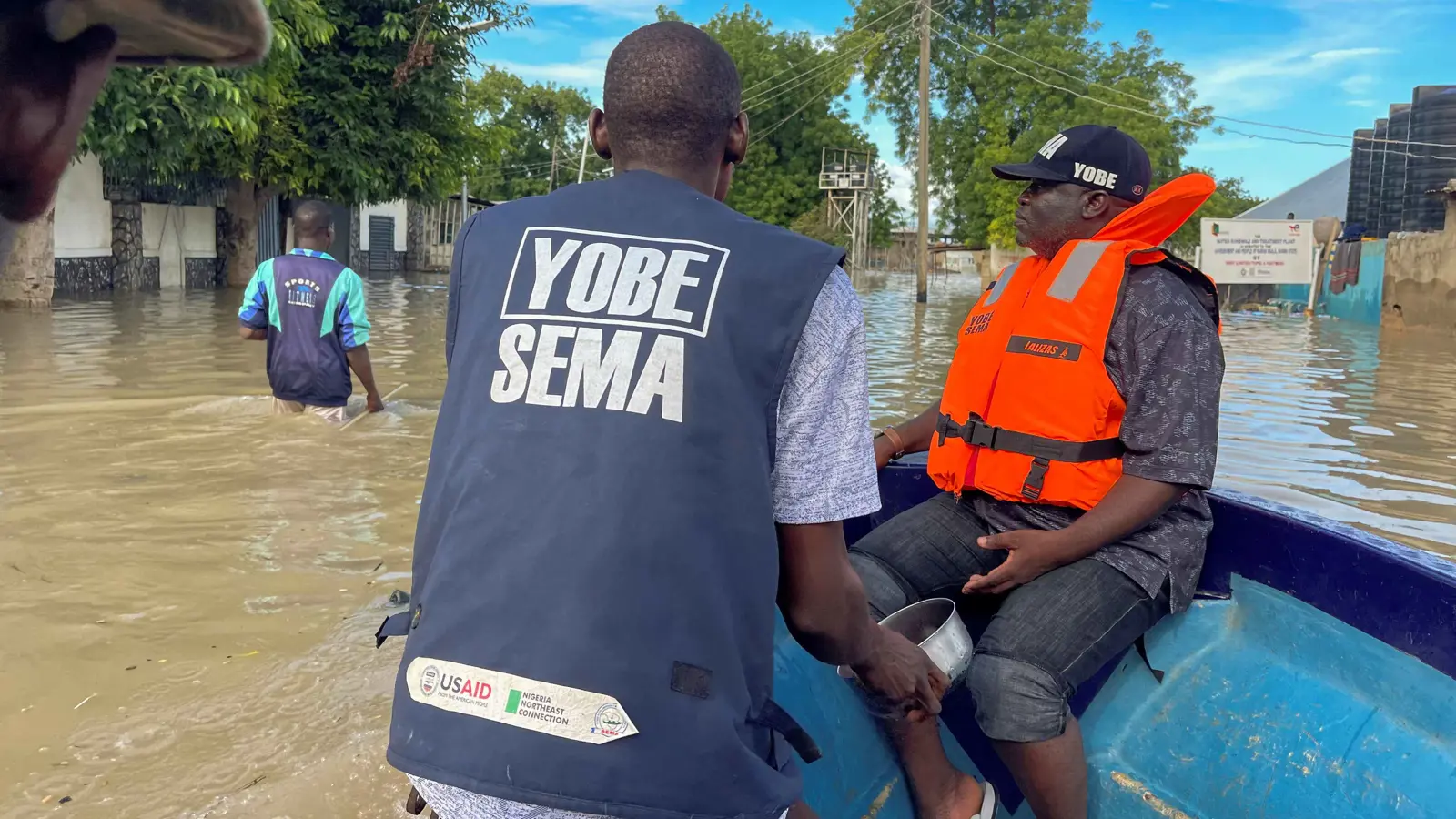 نيجيريا.. غرق قارب يخلف 16 قتيلاً وعشرات المفقودين