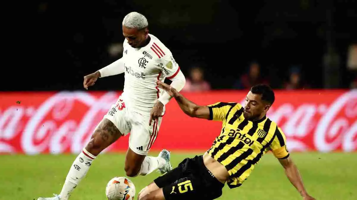 بينارول بطل أوروغواي يطيح بـ"فلامنغو" ويتأهل إلى نصف نهائي كوبا ليبرتادوريس