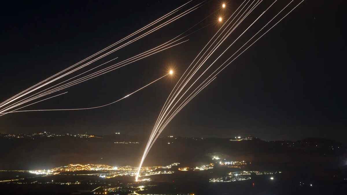 مسؤول إيراني: نفذنا هجوما سيبرانيا على إسرائيل خلال إطلاق الصواريخ