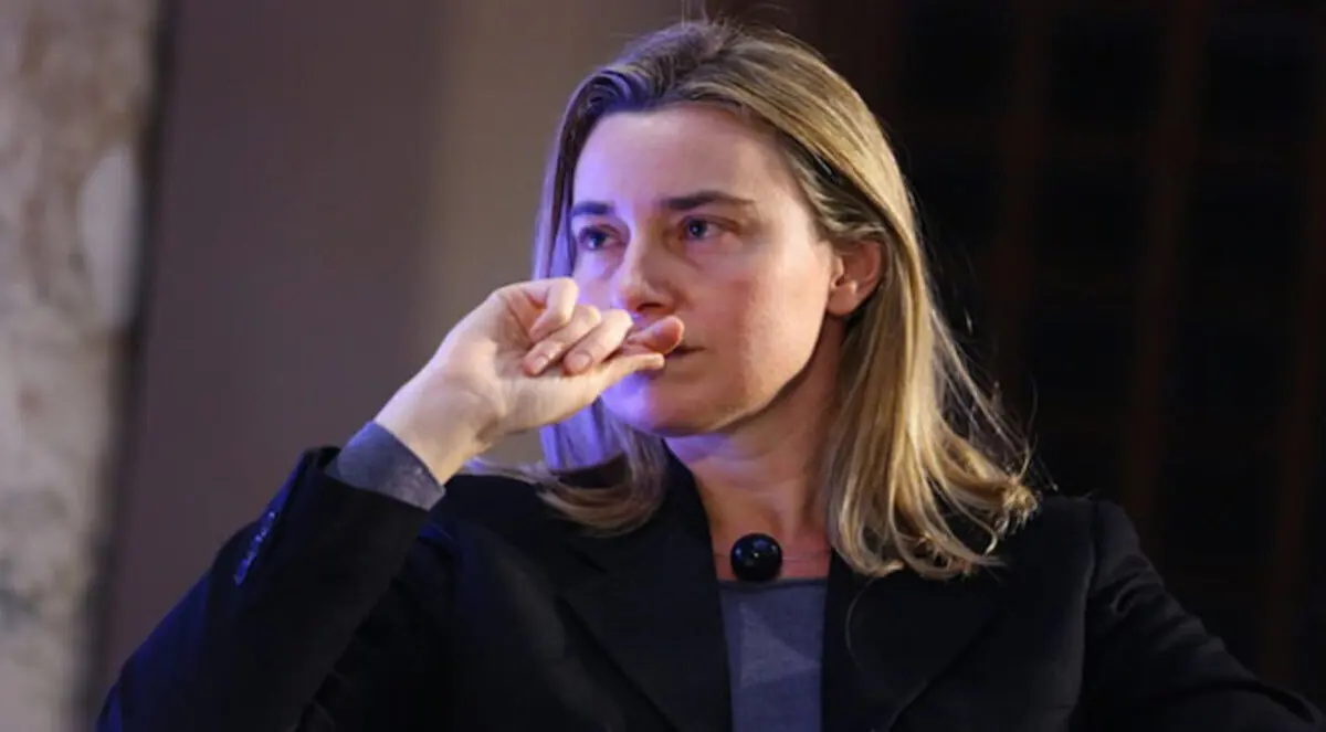 وزيرة الخارجية الإيطالية تدعو لتجنيب لبنان تداعيات الأزمة السورية