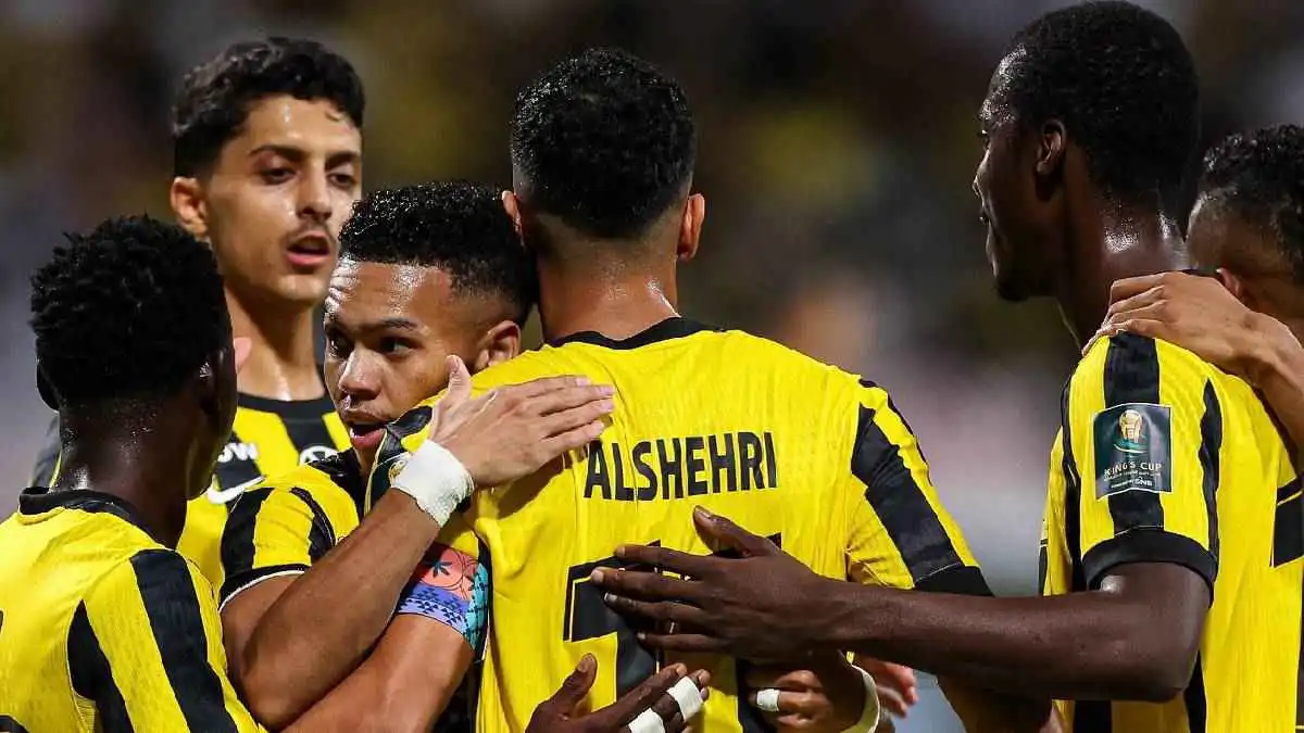 لاعبو الاتحاد السعودي