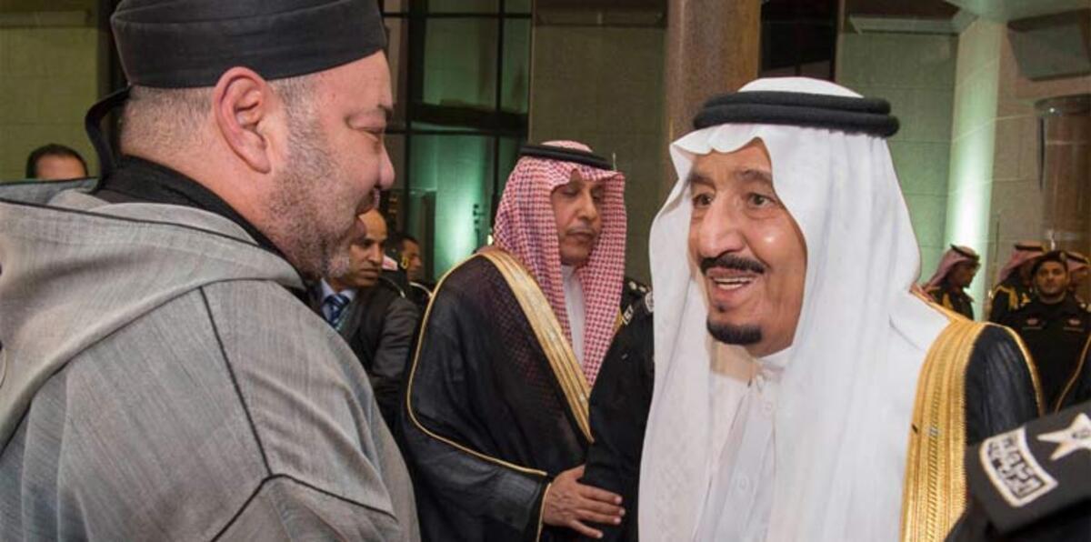 عشية المحادثات.. الملك سلمان يتمسّك بالمبادرة الخليجية لحل أزمة اليمن