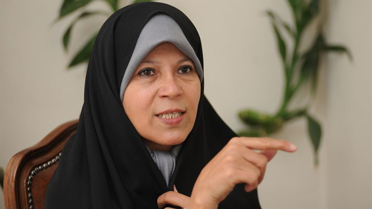 ابنة رفسنجاني تدعو خامنئي لمناظرة تلفزيونية