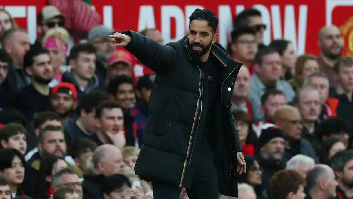 أموريم يرد على تقارير إقالته من تدريب مانشستر يونايتد