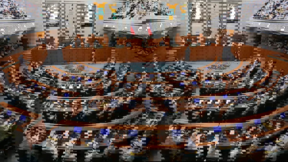 الكويت.. مرزوق الغانم يدعو لتلافي خطأ إجرائي أكد وقوعه بانتخابات أمين سر مجلس الأمة

