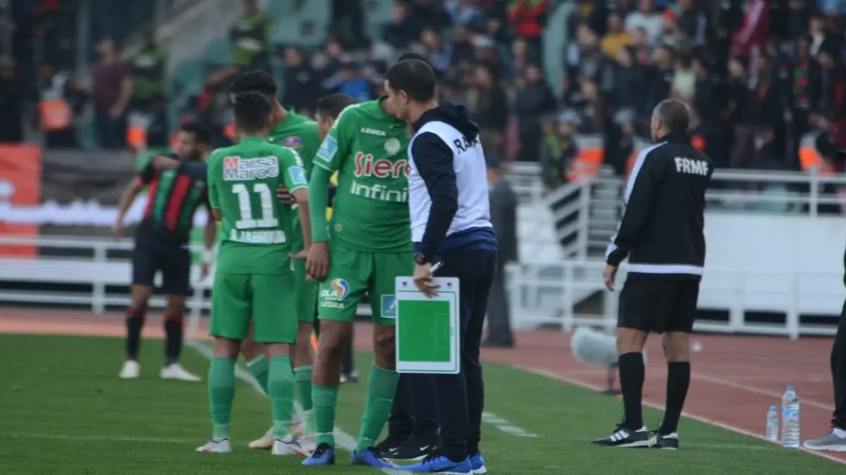 إصابات واعتقالات بعد أعمال شغب عقب قمة الرجاء والجيش الملكي بالدوري المغربي (شاهد)