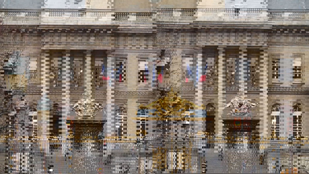 القضاء الفرنسي يوافق على تسليم مهندس إيراني لأمريكا