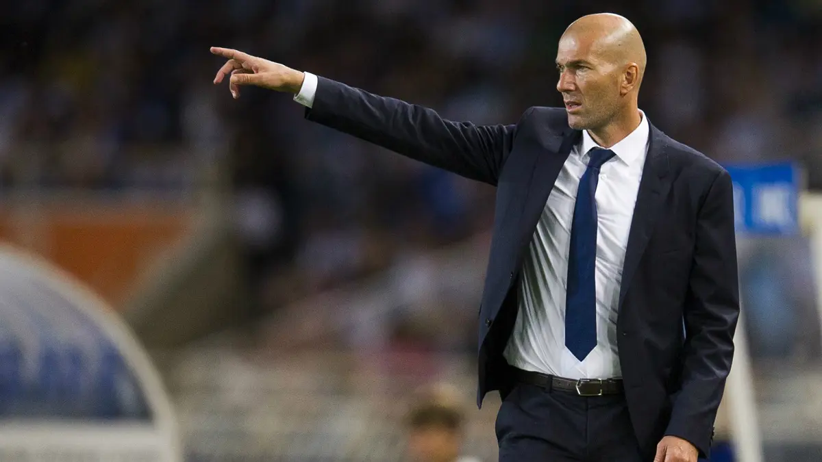 لظرف طارئ.. زيدان يغادر معسكر ريال مدريد في مونتريال